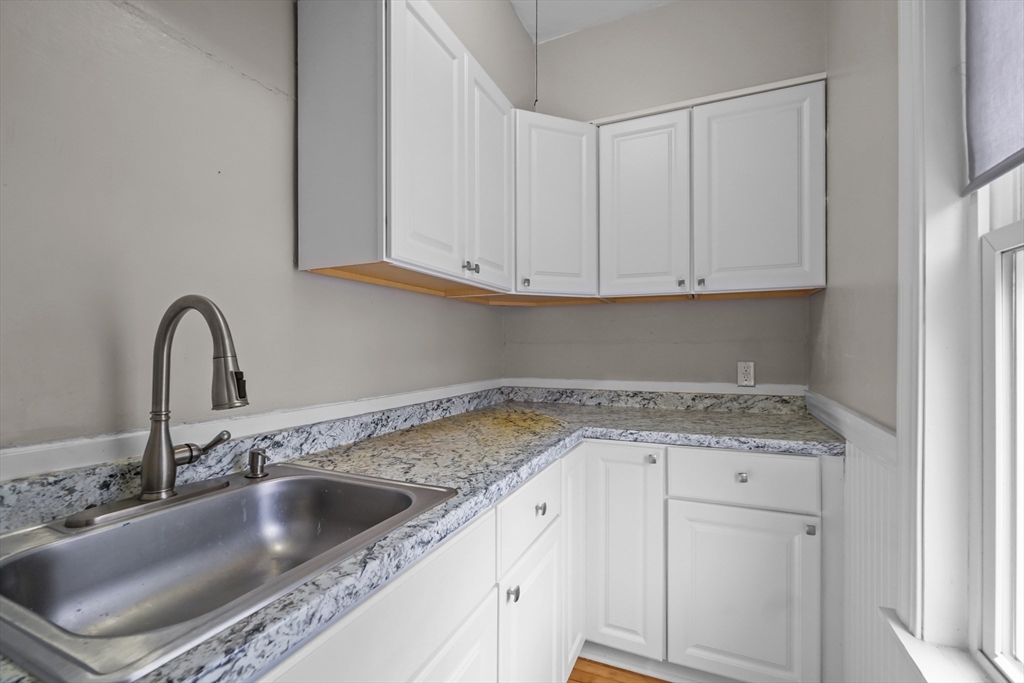 41 Tatman Street Worcester, MA 01607 - Photo 21 of 42