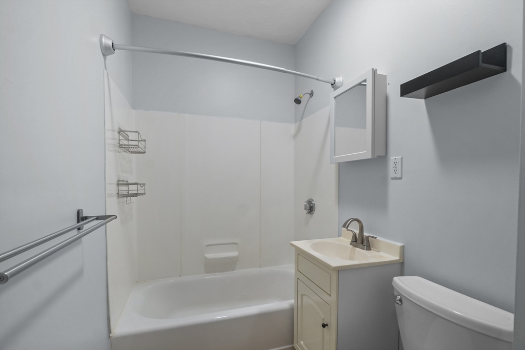 41 Tatman Street Worcester, MA 01607 - Photo 25 of 42