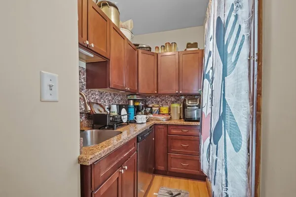 $719,900 | 41 Tatman Street, Worcester, MA 01607