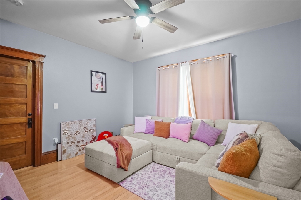 41 Tatman Street Worcester, MA 01607 - Photo 5 of 42