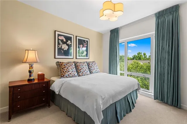 $355,000 | 3475 Oak Valley Road Northeast, Unit 470, Atlanta, GA 30326