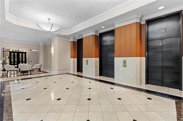 $355,000 | 3475 Oak Valley Road Northeast, Unit 470, Atlanta, GA 30326