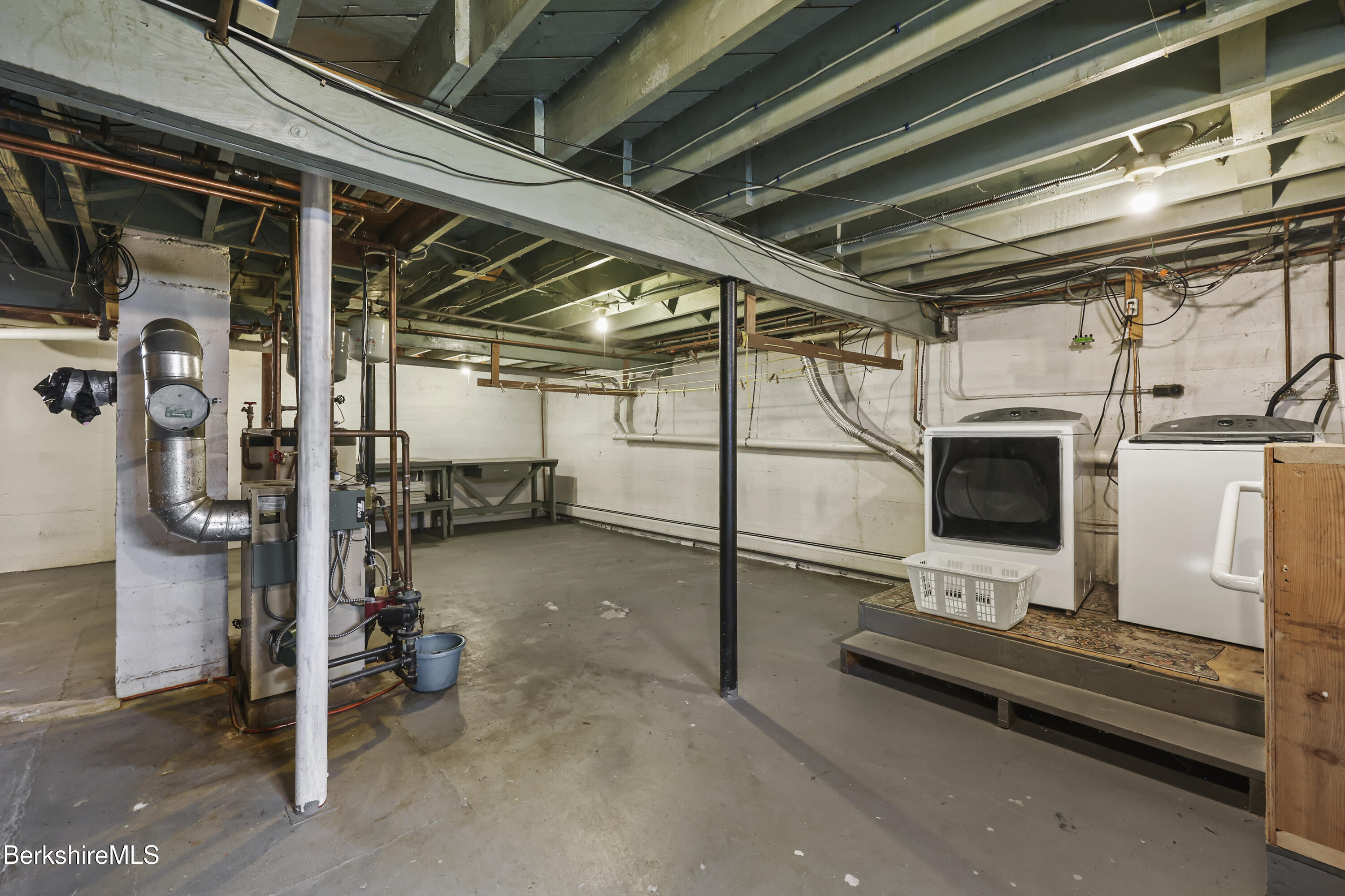 24 Temple Street Adams, MA 01220 - Photo 20 of 38 105 Lower Level