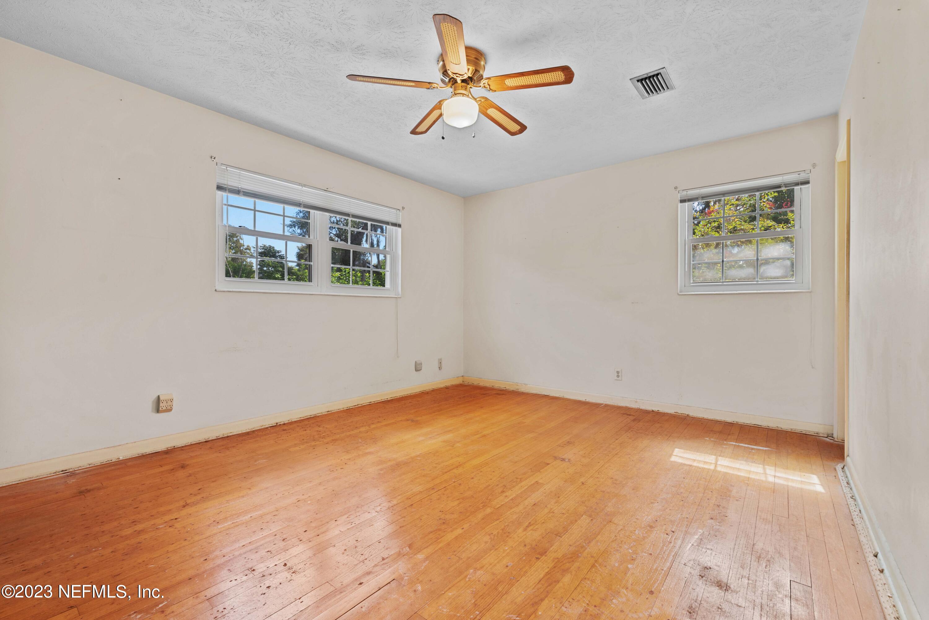 1635 Londonderry Road Jacksonville, FL 32210 - Photo 16 of 32 1635 Londonderry Rd-16