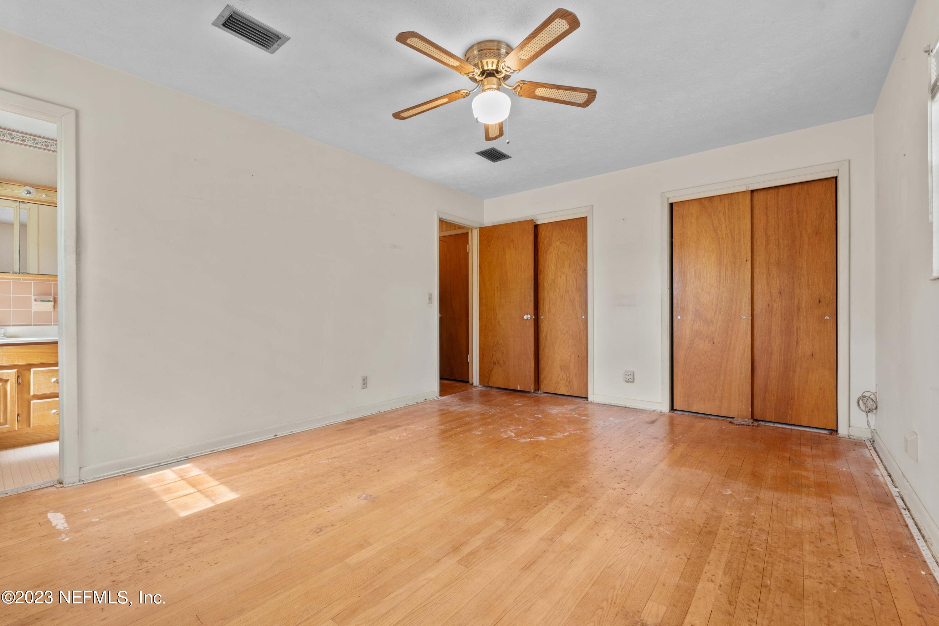 1635 Londonderry Road Jacksonville, FL 32210 - Photo 17 of 32 1635 Londonderry Rd-17