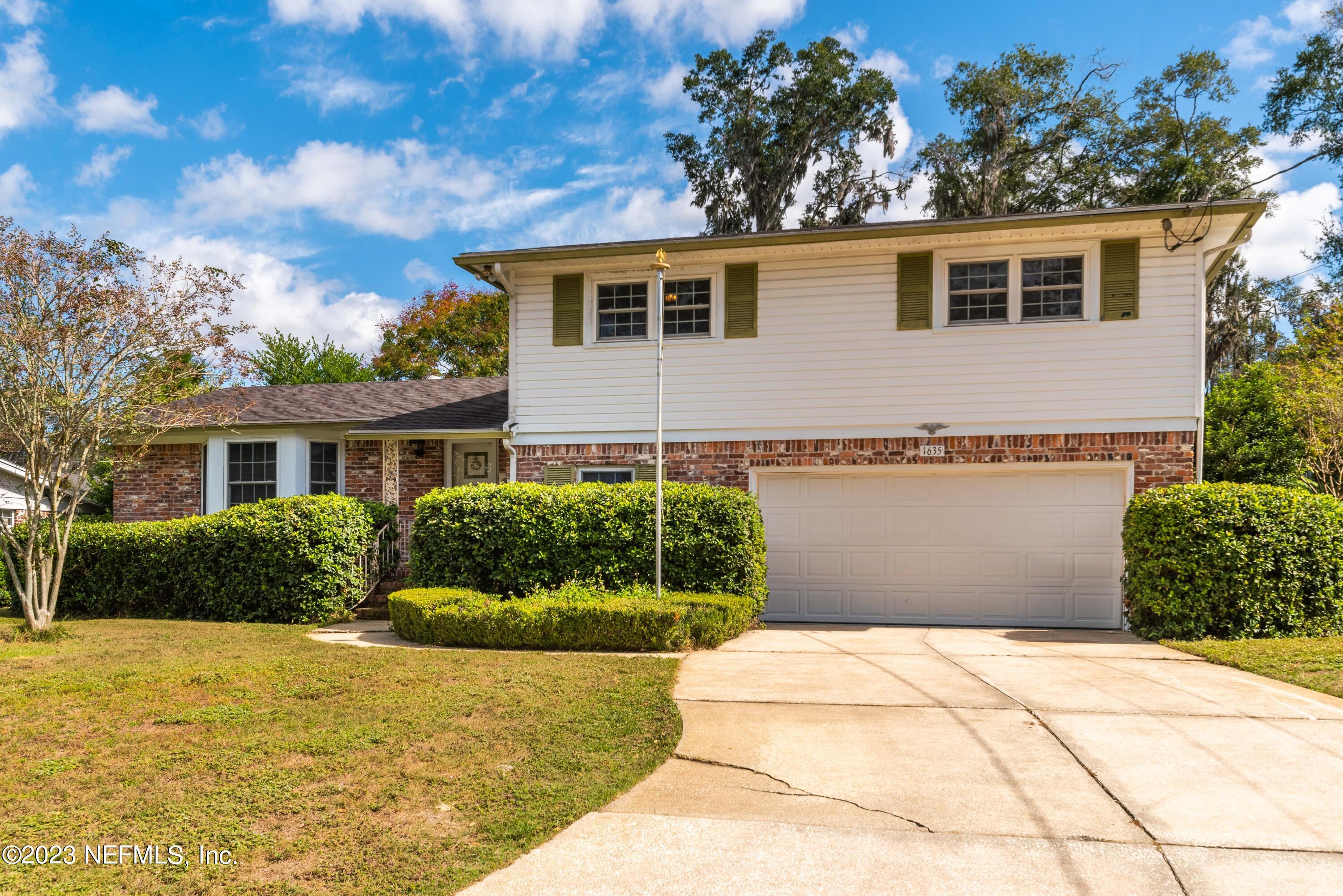1635 Londonderry Road Jacksonville, FL 32210 - Photo 2 of 32 FRONT