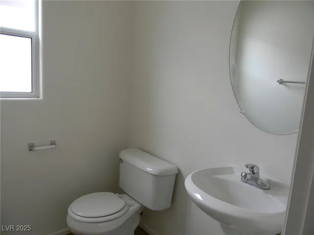 $2,095 | 5048 Diamond Ranch Avenue, Las Vegas, NV 89131