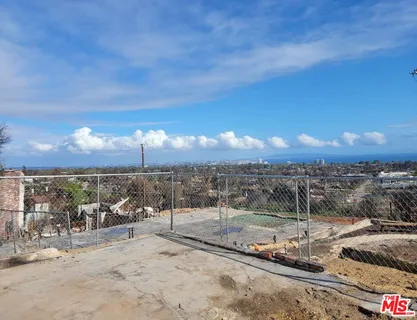 $2,750,000 | 15306 Mc Kendree Avenue, Pacific Palisades, CA 90272