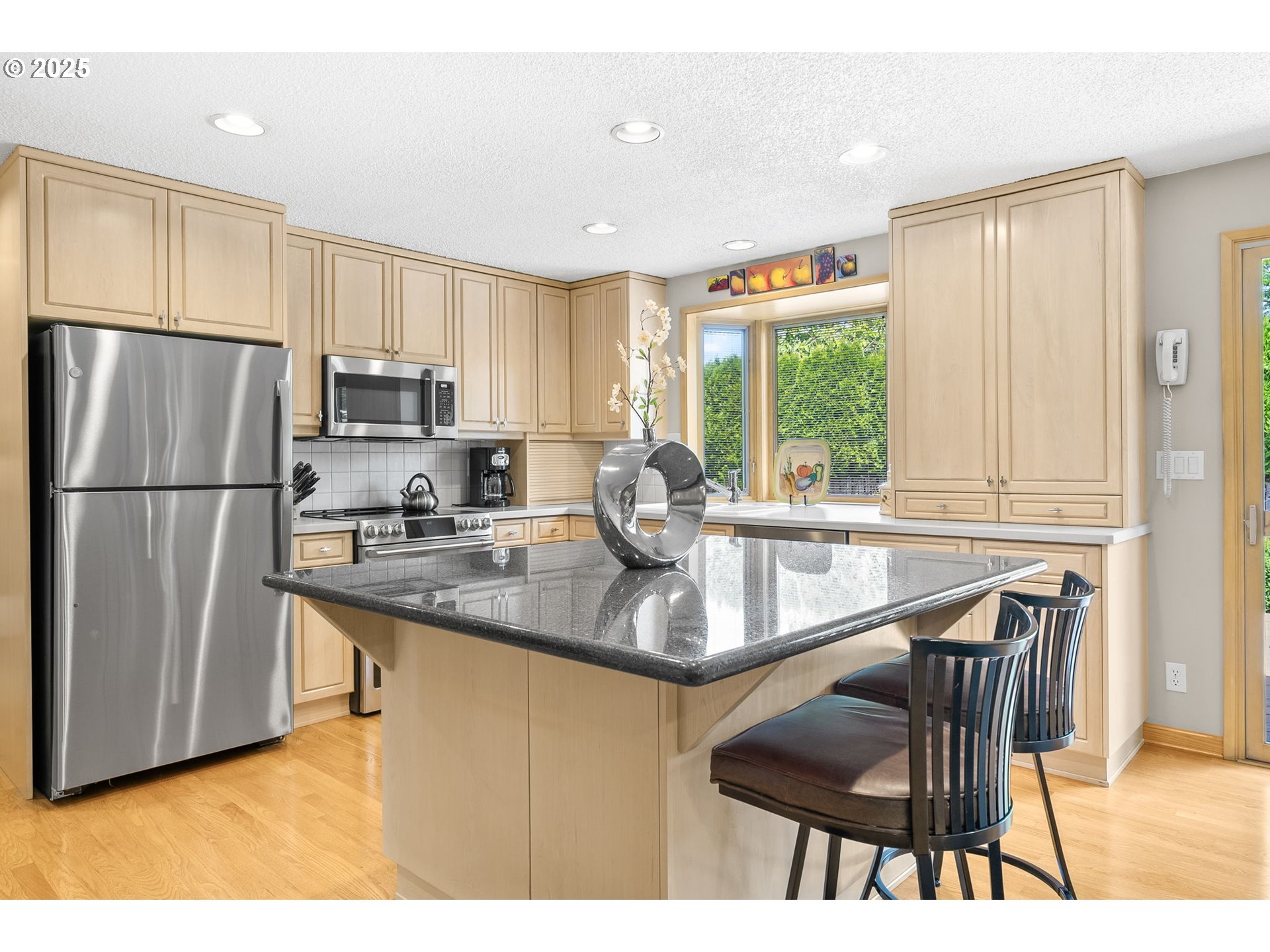 4673 Southeast 16th Court Gresham, OR 97080 - Photo 18 of 48