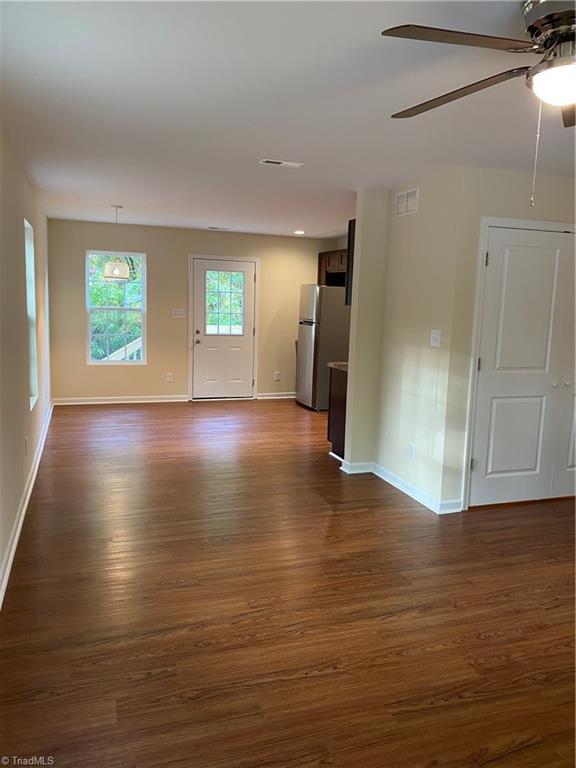 129 Mayview Avenue High Point, NC 27265 - Photo 3 of 8