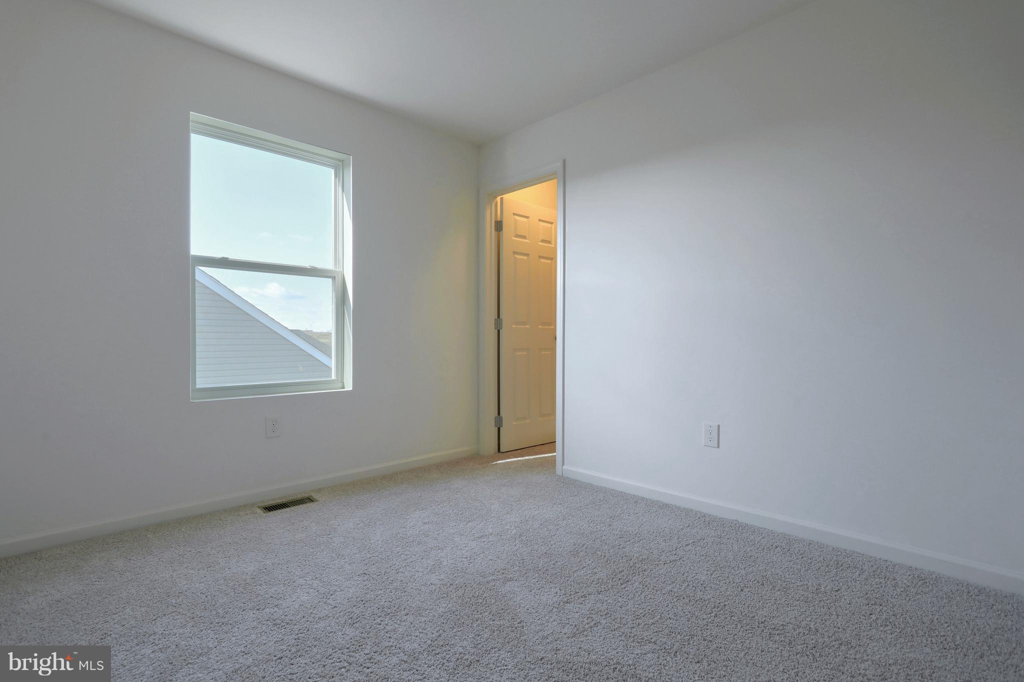 705 Duquesne Road York, PA 17402 - Photo 16 of 29 Gallery Image 16