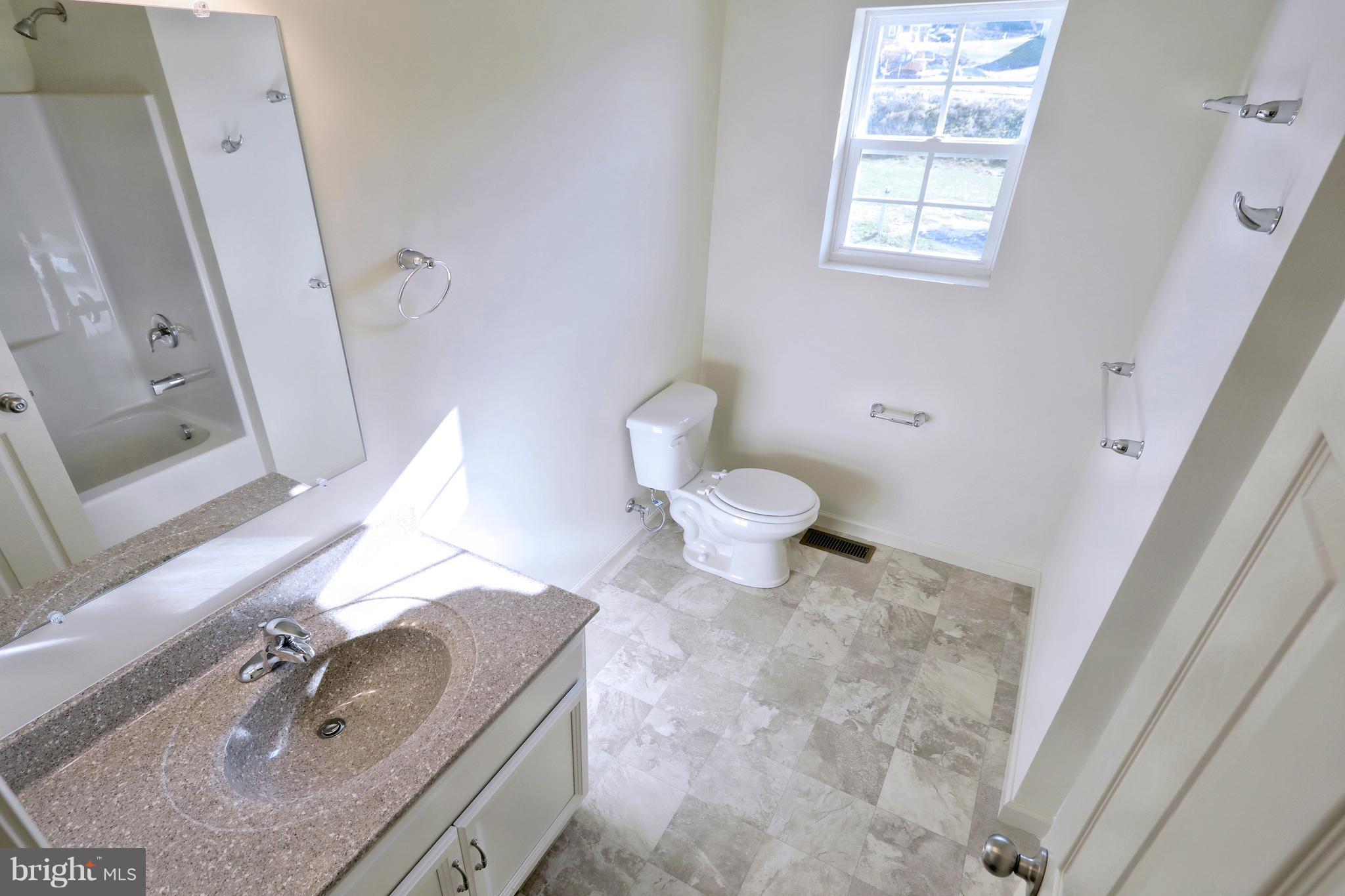705 Duquesne Road York, PA 17402 - Photo 18 of 29 Gallery Image 18