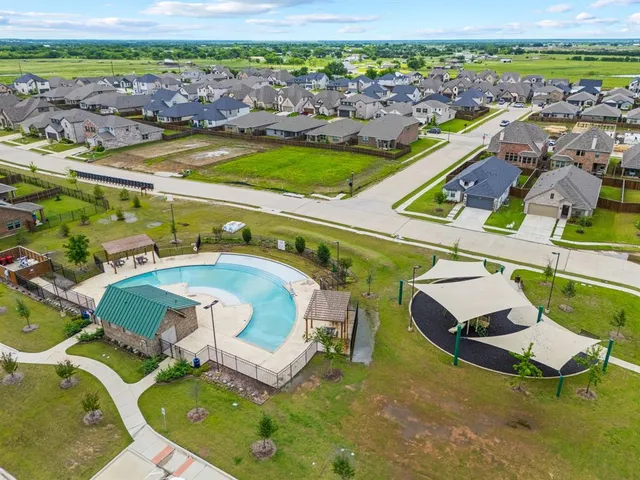 $319,500 | 3249 Glorioso Drive, Royse City, TX 75189