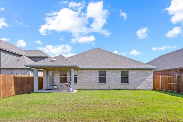 $319,500 | 3249 Glorioso Drive, Royse City, TX 75189