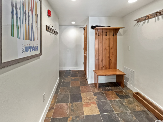 50 Shadow Ridge Road, Unit 4203 Park City, UT 84060 - Photo 17 of 25