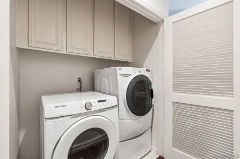 a view of washer and dryer