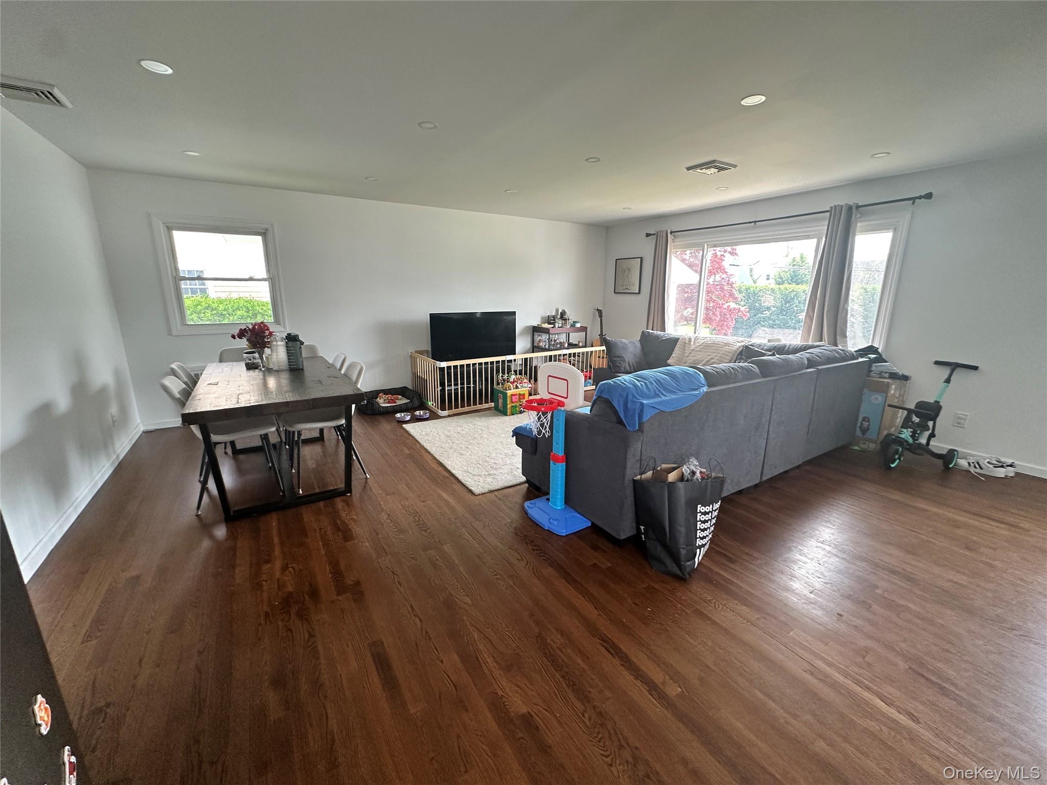1741 Warren Place Merrick, NY 11566 - Photo 2 of 27