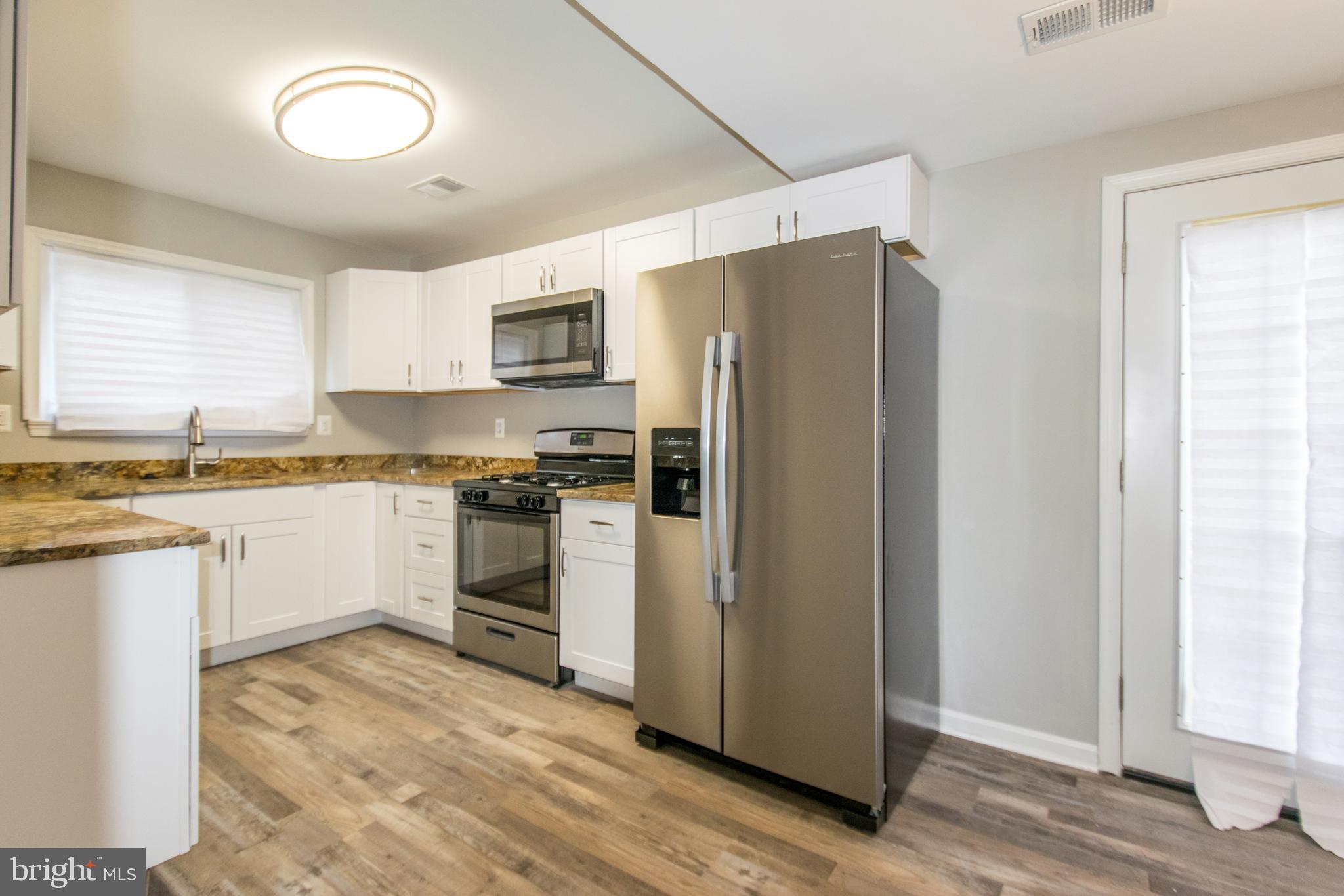 1114 Hamlin Road Waldorf, MD 20602 - Photo 2 of 27 Gallery Image 2