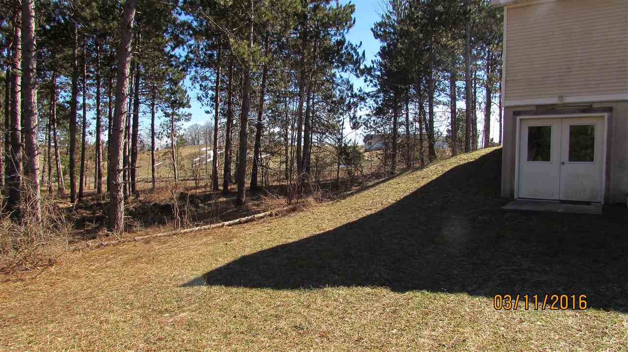 1244 Hoch Road Traverse City, MI 49696 - Photo 8 of 36 1830274-10.JPG