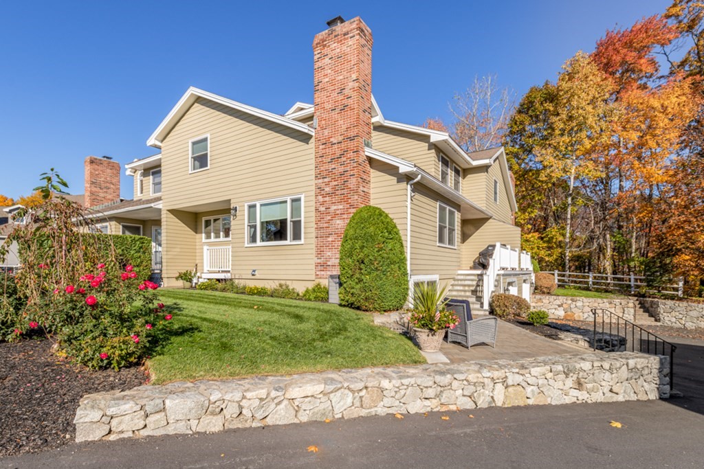 24 Carnation Circle, Unit A Reading, MA 01867 - Photo 2 of 30