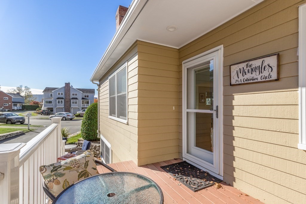 24 Carnation Circle, Unit A Reading, MA 01867 - Photo 4 of 30