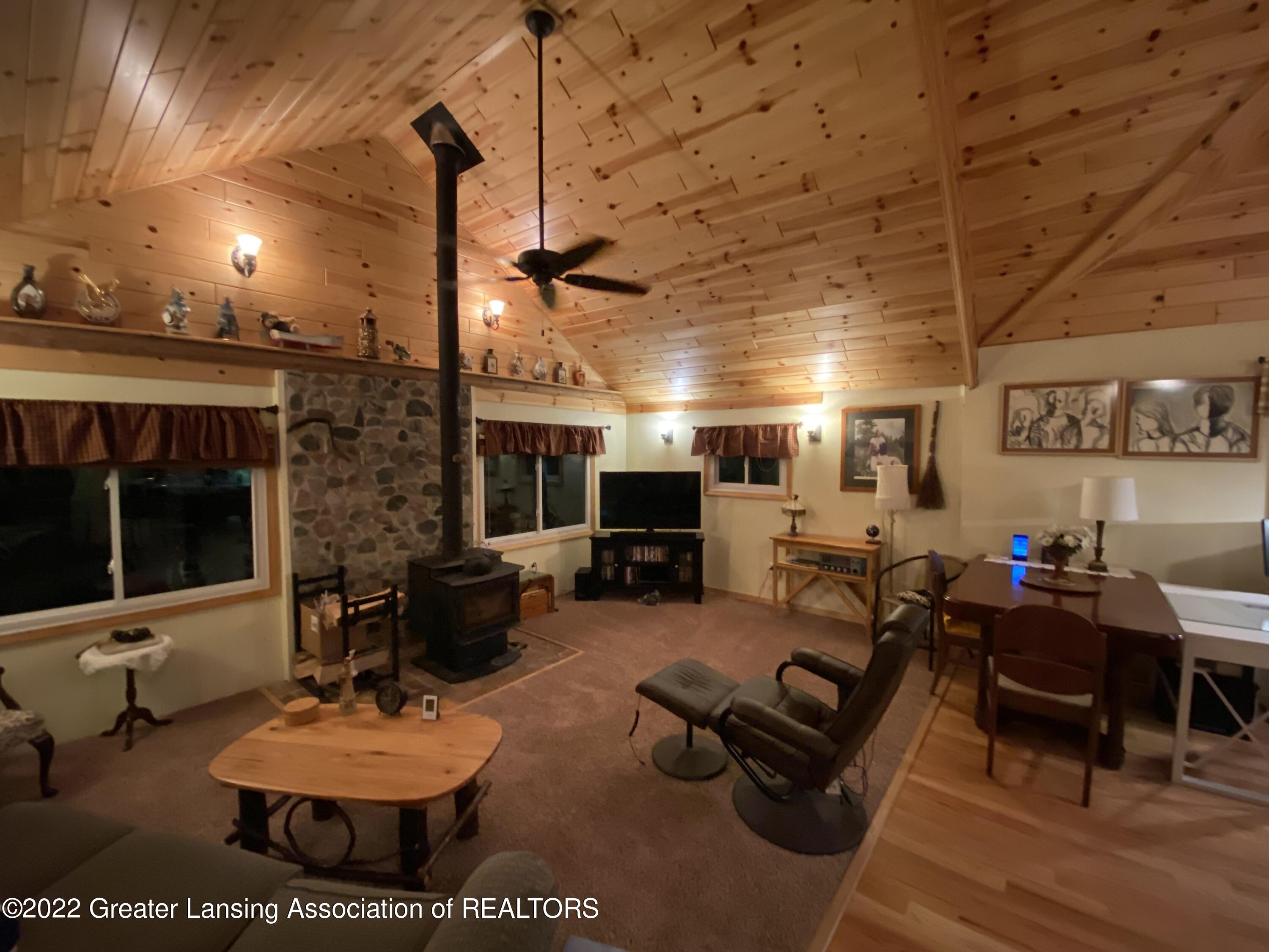 13931 Airport Road Atlanta, MI 49709 - Photo 8 of 23 IMG-9065