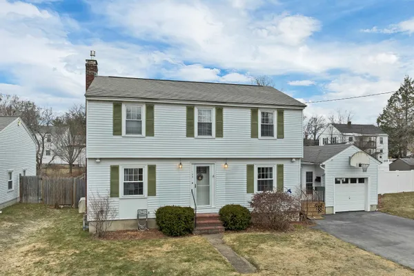 $540,000 | 120 Peak Street, Manchester, NH 03104