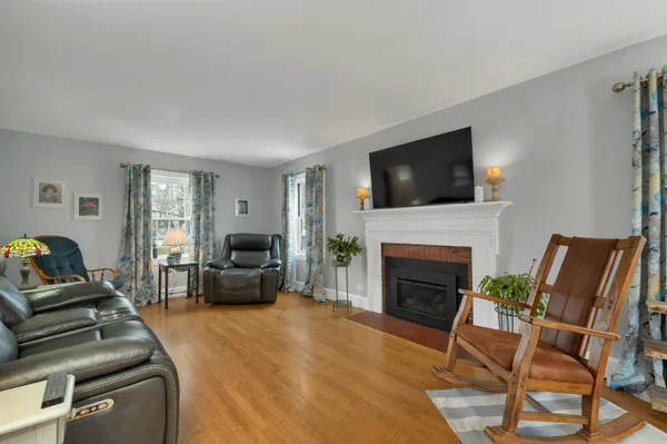 $540,000 | 120 Peak Street, Manchester, NH 03104