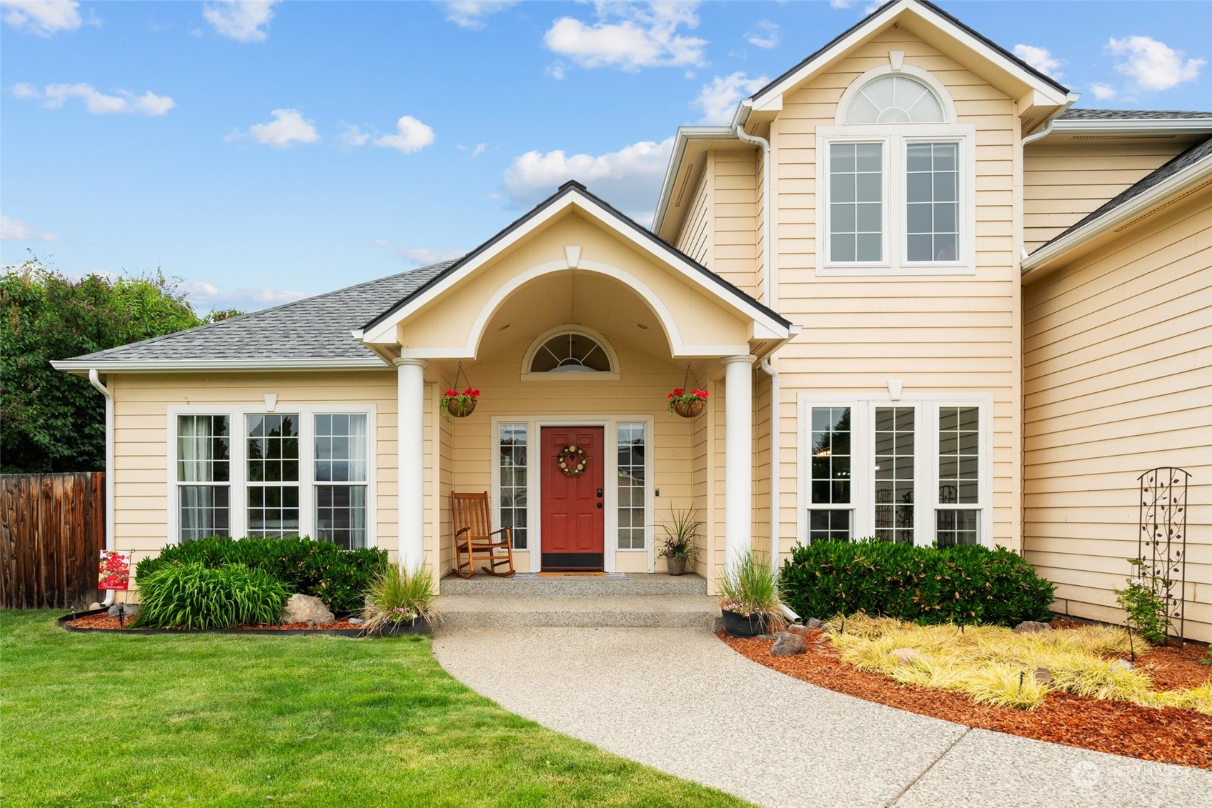 182 Fox Run Wenatchee, WA 98801 - Photo 2 of 35 Gallery Image 2