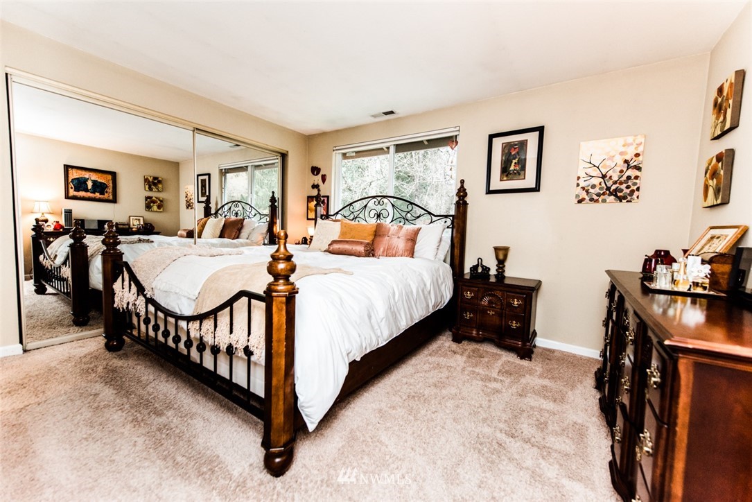 17715 Brook Boulevard Bothell, WA 98012 - Photo 16 of 24