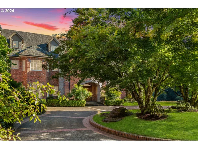 $6,495,500 | 30000 Southwest 35th Drive, Wilsonville, OR 97070