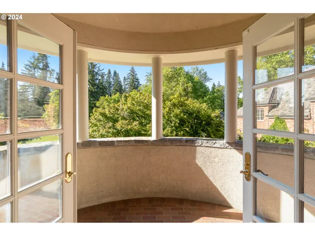 $6,495,500 | 30000 Southwest 35th Drive, Wilsonville, OR 97070