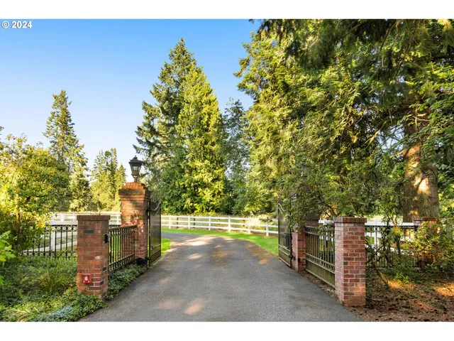 $6,495,500 | 30000 Southwest 35th Drive, Wilsonville, OR 97070