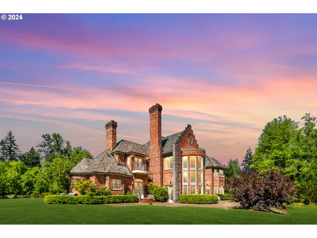$6,495,500 | 30000 Southwest 35th Drive, Wilsonville, OR 97070