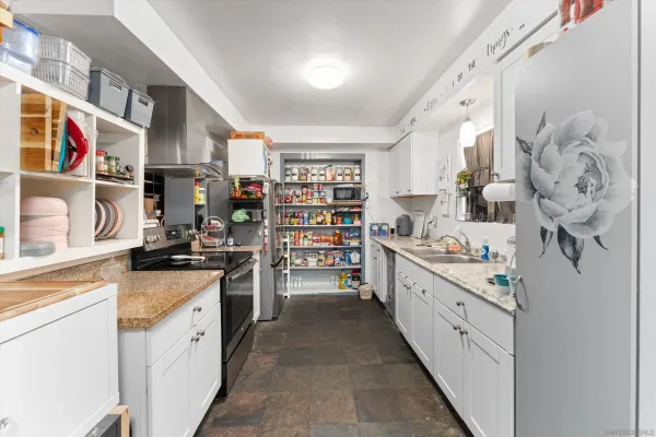 $1,499,000 | 489 East 55th Street, Long Beach, CA 90805