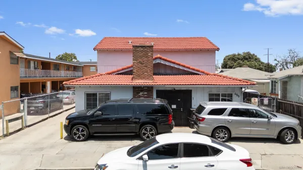 $1,499,000 | 489 East 55th Street, Long Beach, CA 90805