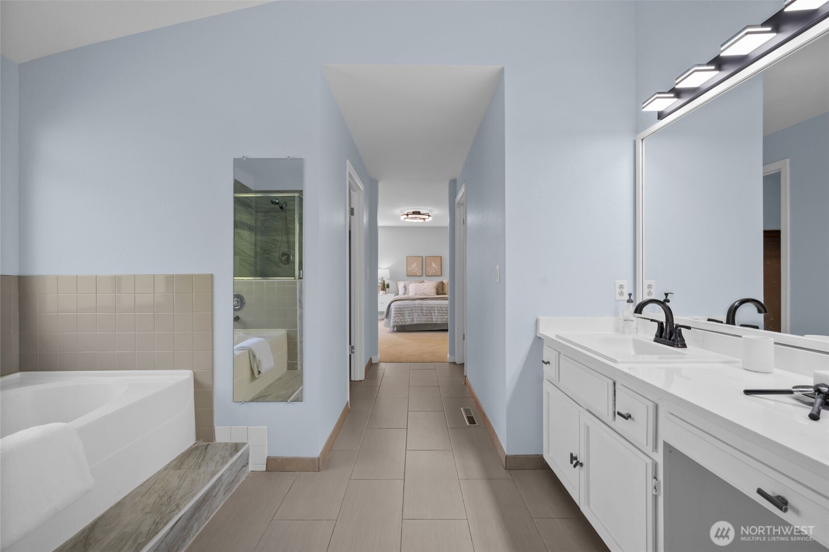 16808 119th Place Northeast Bothell, WA 98011 - Photo 17 of 40