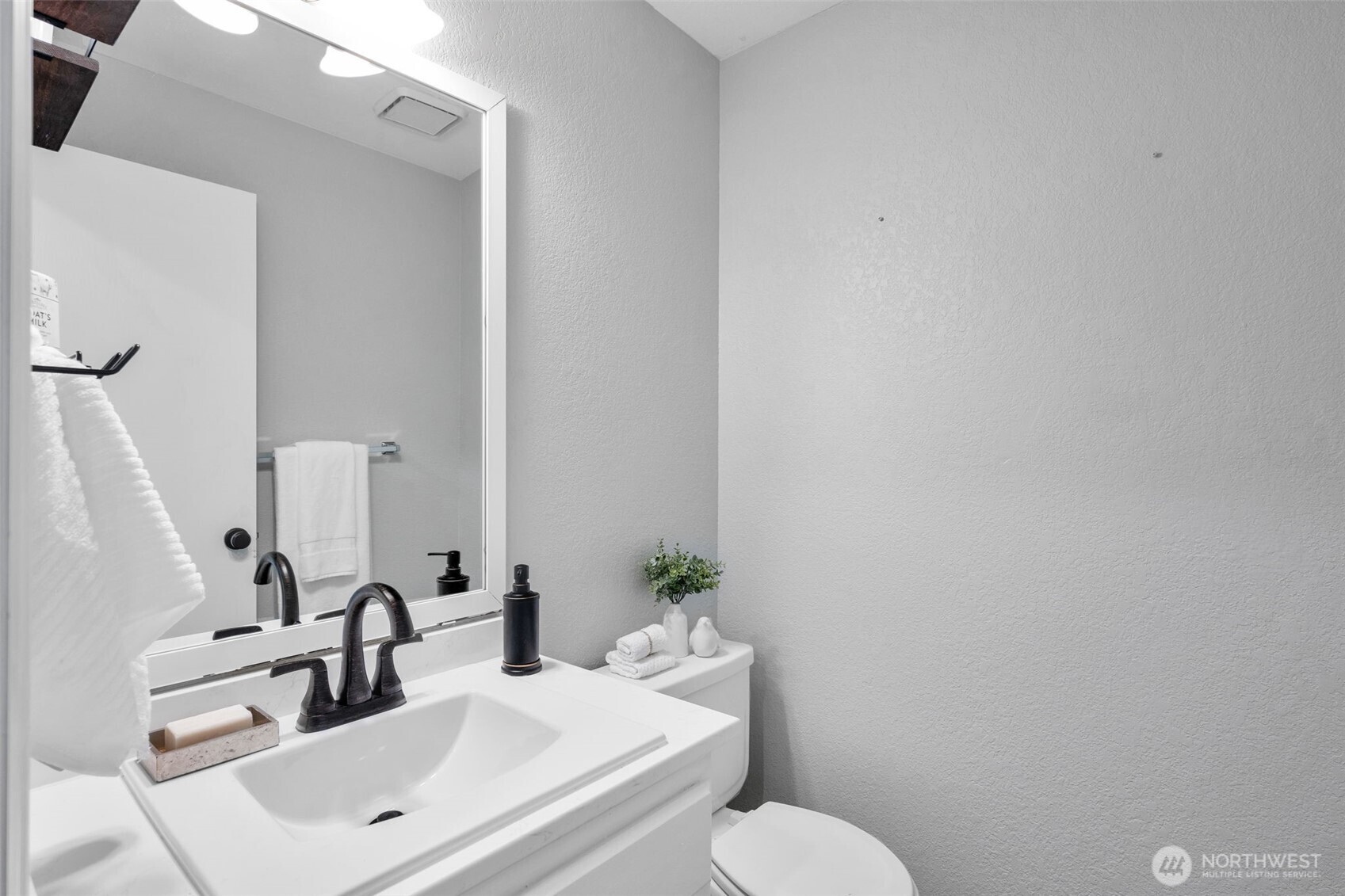 16808 119th Place Northeast Bothell, WA 98011 - Photo 29 of 40