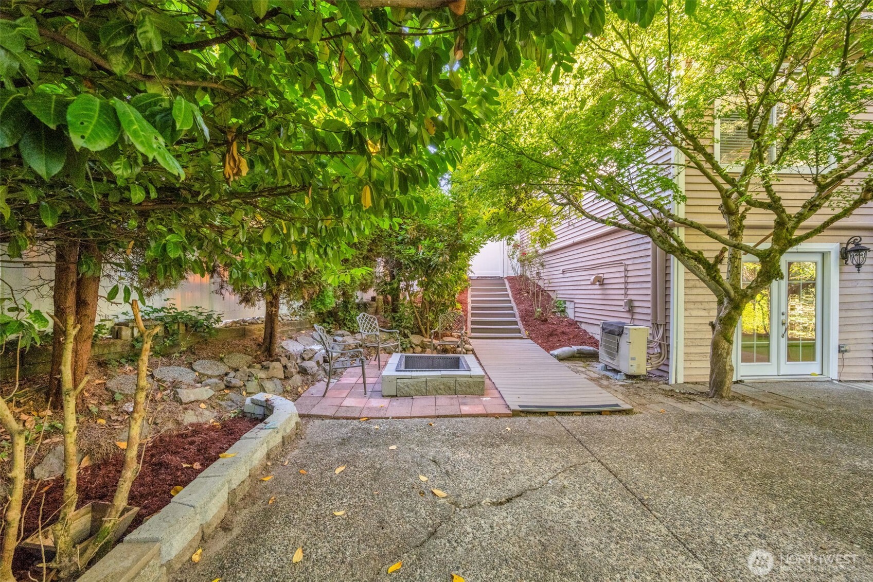 16808 119th Place Northeast Bothell, WA 98011 - Photo 34 of 40