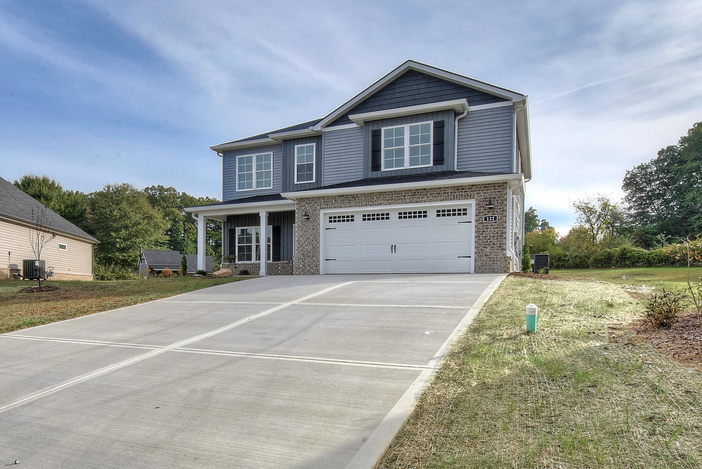 122 Ervin Loop Erwin, TN 37650 - Photo 3 of 46 10