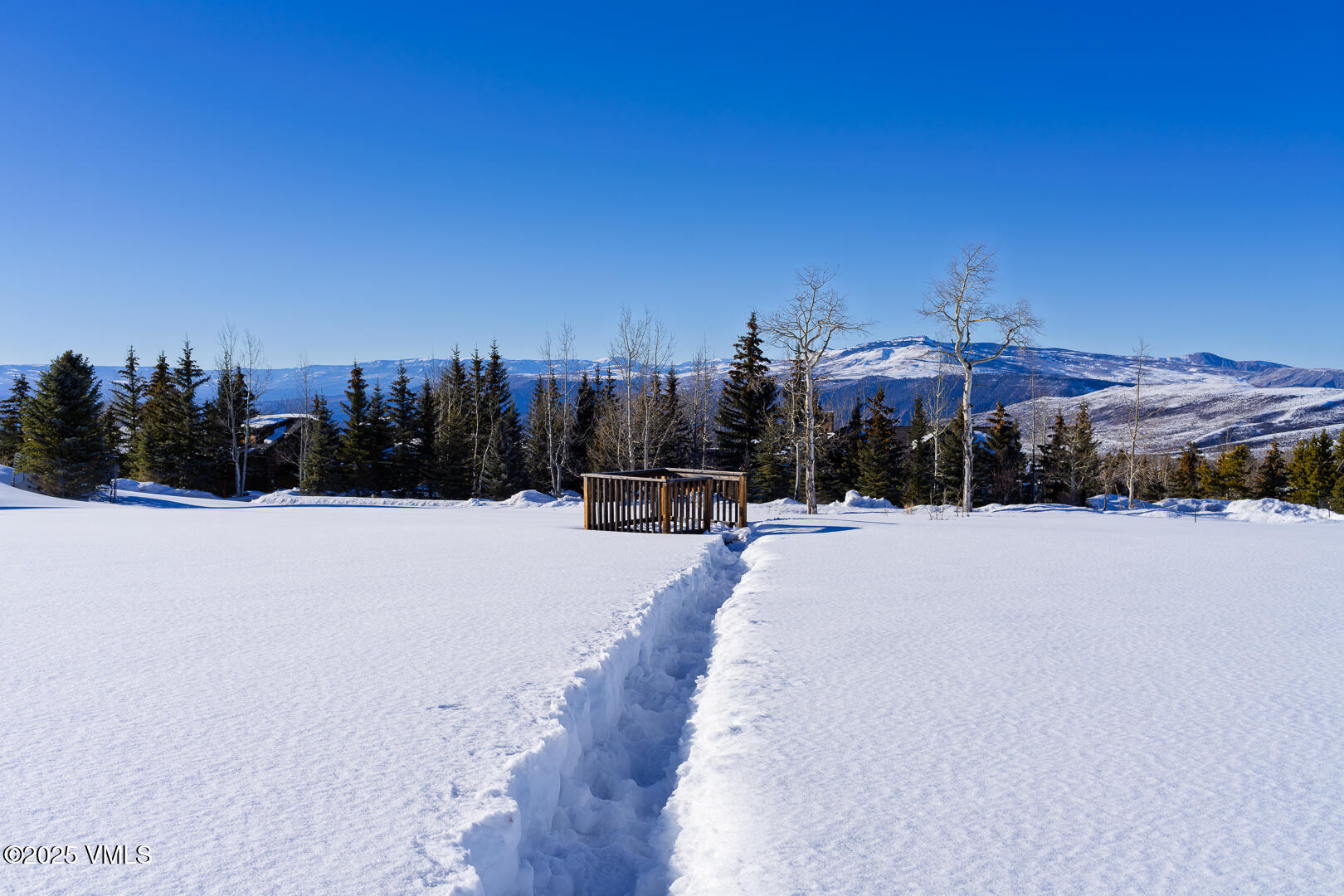 72 Martingale Lane Edwards, CO 81632 - Photo 5 of 52 a view of a lake with houses