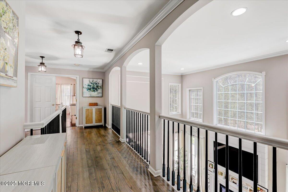722 Eltone Road Jackson, NJ 08527 - Photo 14 of 33 16-Upper Hallway