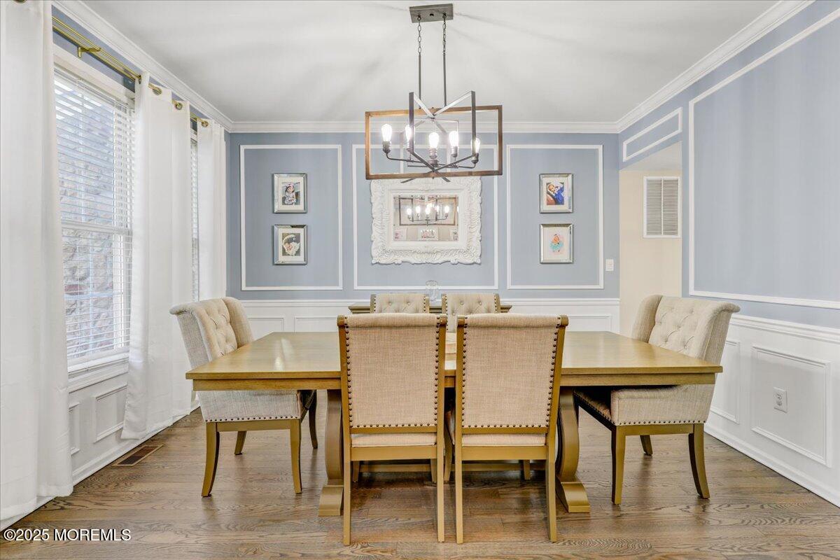 722 Eltone Road Jackson, NJ 08527 - Photo 4 of 33 06-Dining Room