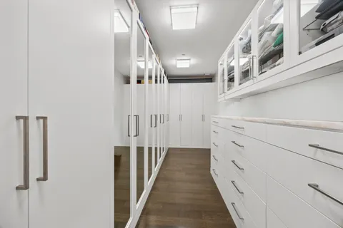 $3,890,000 | 4 East Elm Street, Unit 12S, Chicago, IL 60611