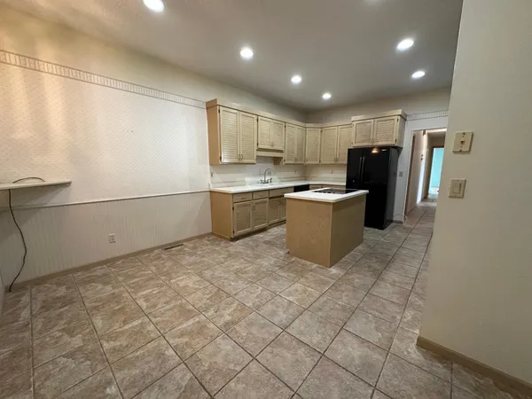 $470,000 | 2721 30th Avenue South, Fargo, ND 58103