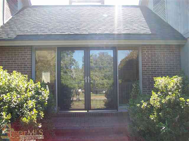 136 Coventry Road Greenville, SC 29615 - Photo 2 of 25 Gallery Image 2