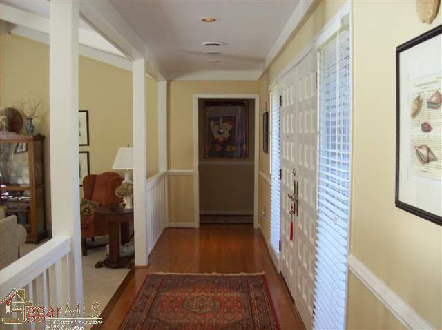 136 Coventry Road Greenville, SC 29615 - Photo 3 of 25 Gallery Image 3