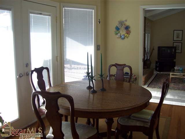 136 Coventry Road Greenville, SC 29615 - Photo 10 of 25 Gallery Image 10
