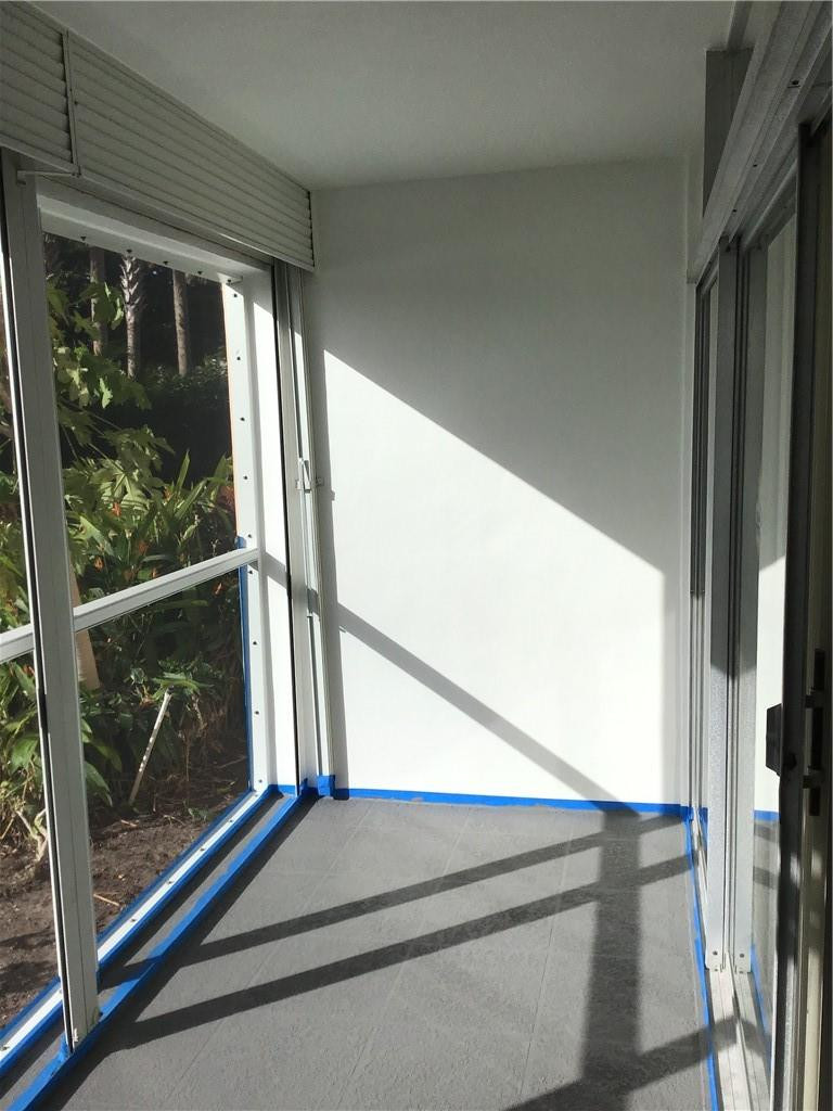 698 Northeast Spanish River Boulevard, Unit 15 Boca Raton, FL 33431 - Photo 2 of 22 Photo 2