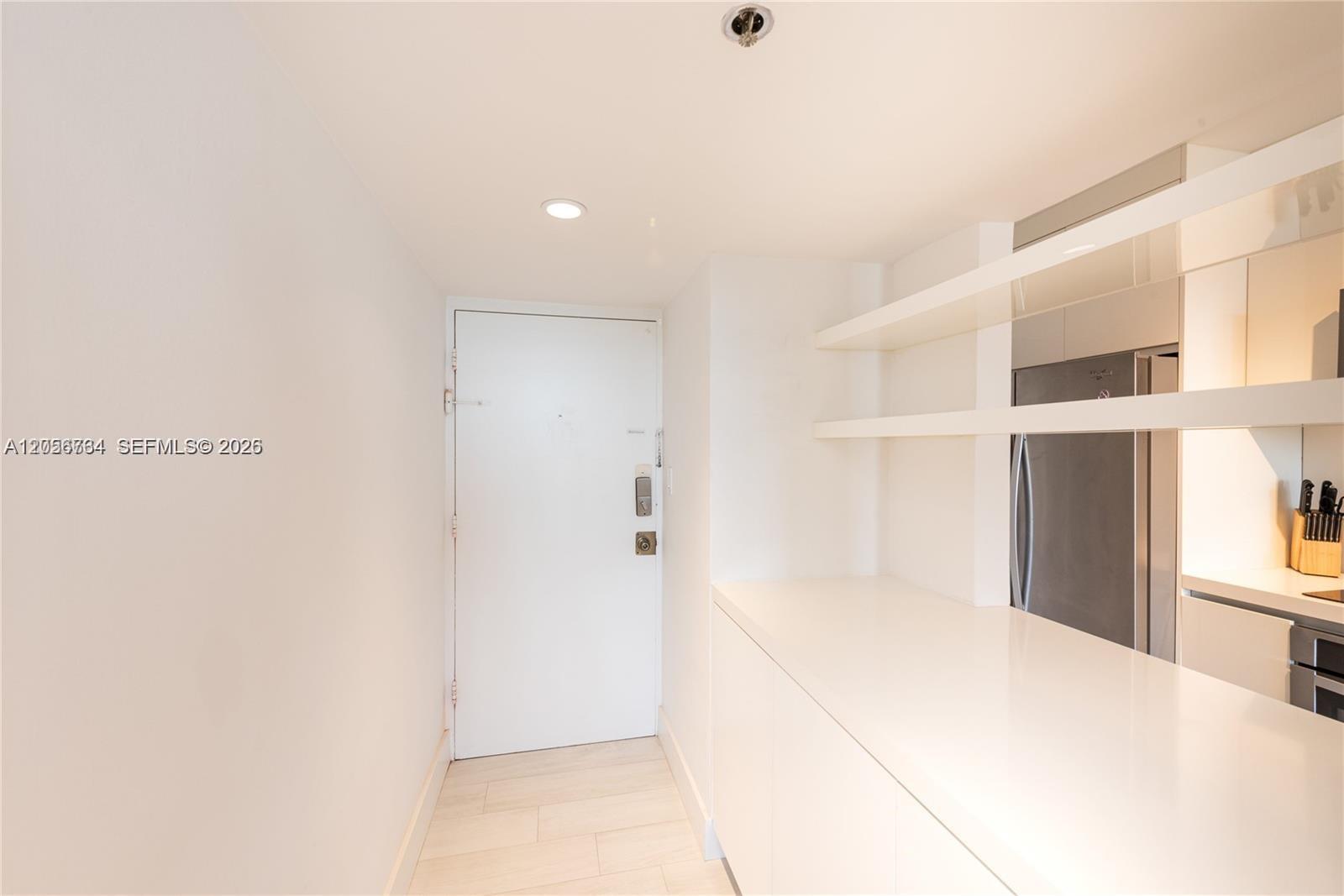 100 Lincoln Road, Unit 619 Miami Beach, FL 33139 - Photo 12 of 17 Gallery Image 12